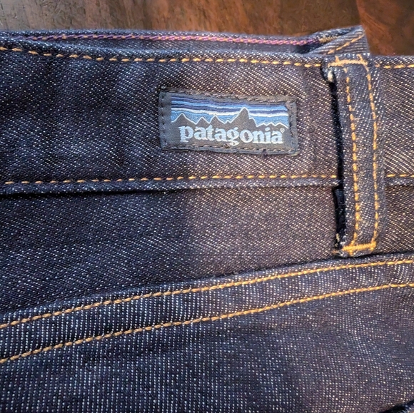 Patagonia Women's Straight Leg Jeans, 29" x 32", Dark Wash, Medium Rise - Picture 6 of 6